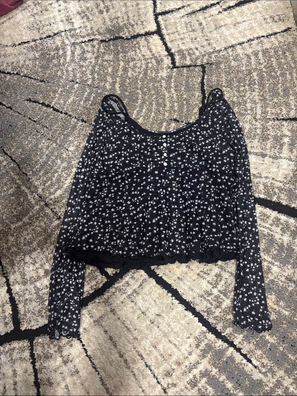 Black Floral Long-Sleeve Scoop Neck Top with Lace Hem